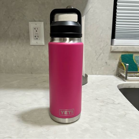 yeti bottle - Picture 1 of 8